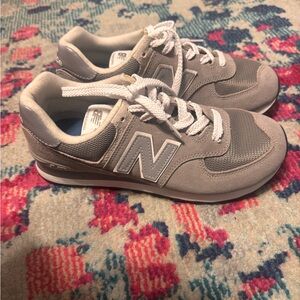 New Balance Gray and White Sneakers 574 size 7.5